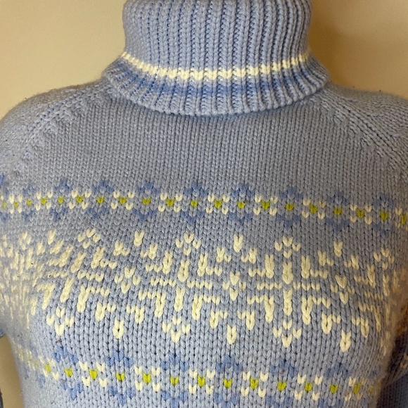 Beautiful and warm and cozy seventies turtleneck! - Picture 3 of 10